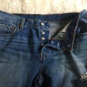womens 501 CT distressed sz 30